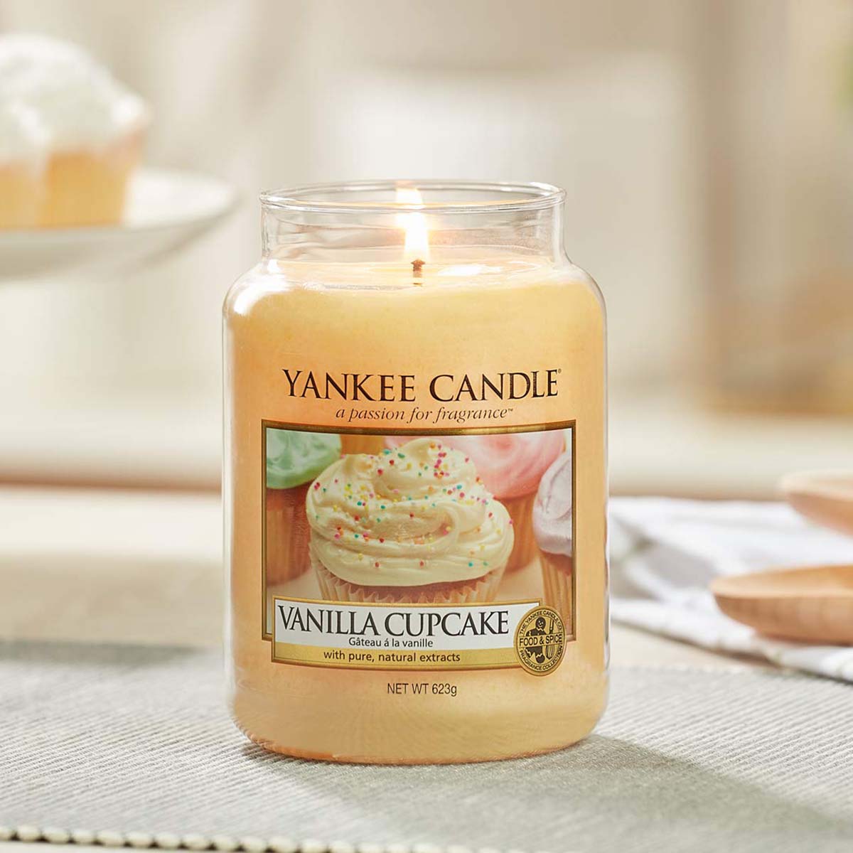 Yankee Candle Vanilla Cupcake Candle, 22 oz