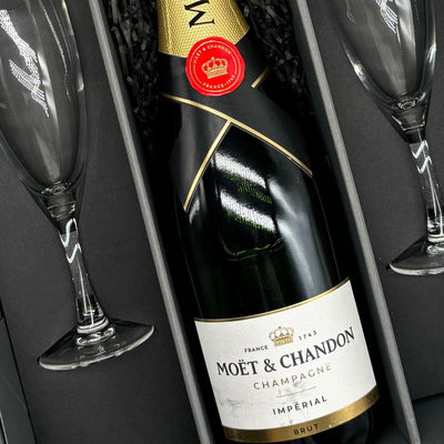 Moët & Chandon Brut Imperial 75cl with 2 x Champagne flutes in Luxury Presentation Box 