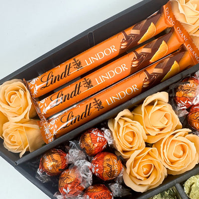 Lindt Lindor Signature Chocolate Bouquet With Peach Roses