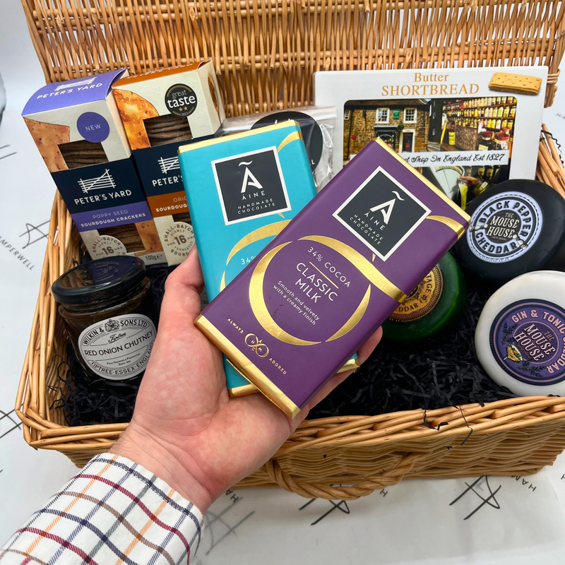 The Classic Food Hamper with Port